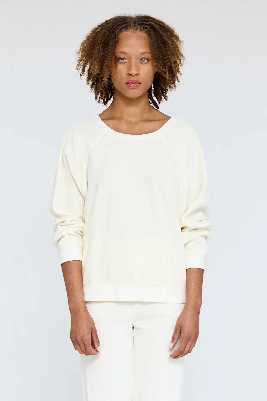 Velour Ivory Muse Sweatshirt Hoodie with Slim Fit Tailored Modern