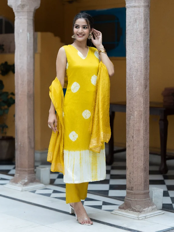 Women's Shibori Printed Straight Kurta & Solid Trouser With Dupatta - Aspora Trousers luxurious high-end