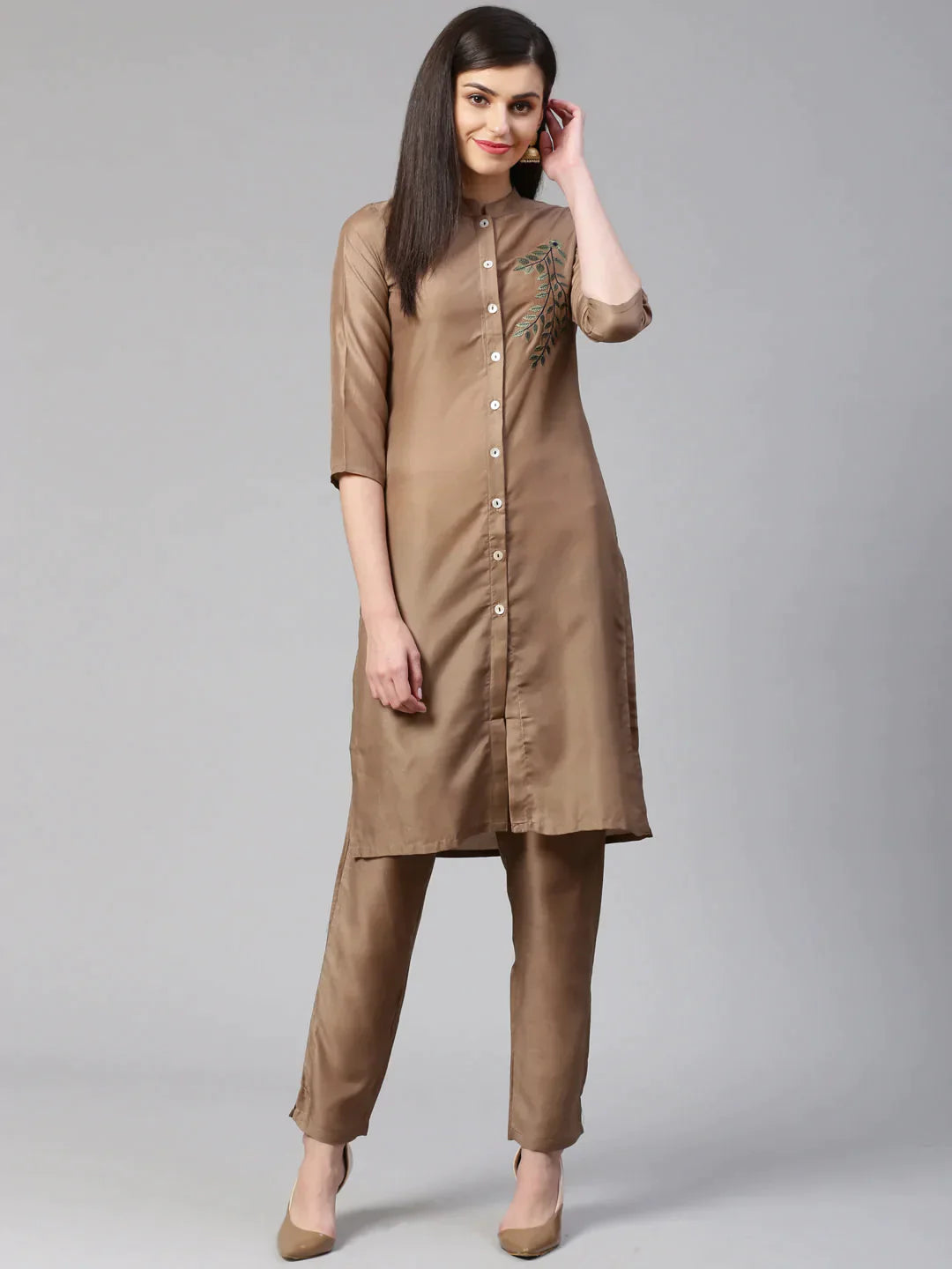 Women Brown Embroidered Solid Kurta With Trousers - Rasiya Trousers Denim Distressed