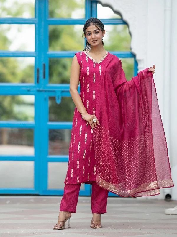 Women's Floral Woven Design Gotta Patti V Neck Kurta With Trouser & Dupatta - Aspora Trousers Brand Named